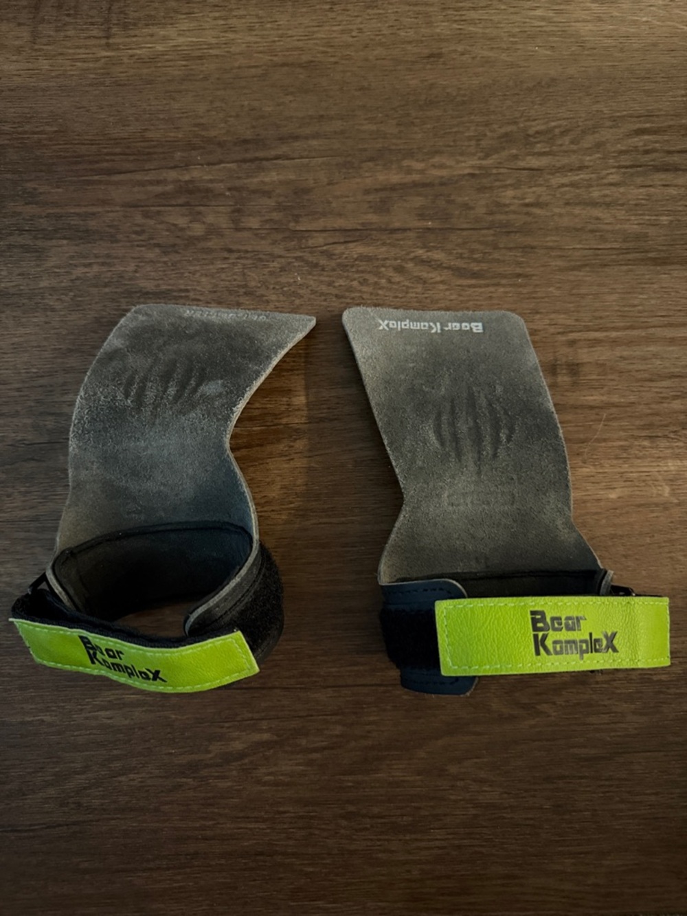 Women's Lime Hand grips